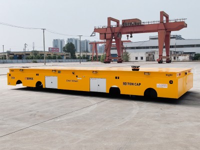 Tanker Penyimpanan Minyak Mengendalikan Kereta Transportasi Listrik Berat